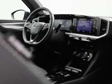 Car image 32