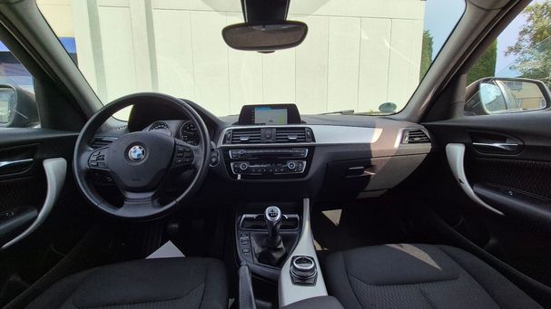 BMW 118i 100 kW image number 18