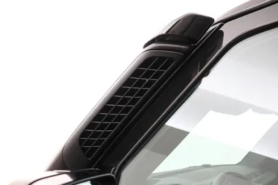 Car image 48