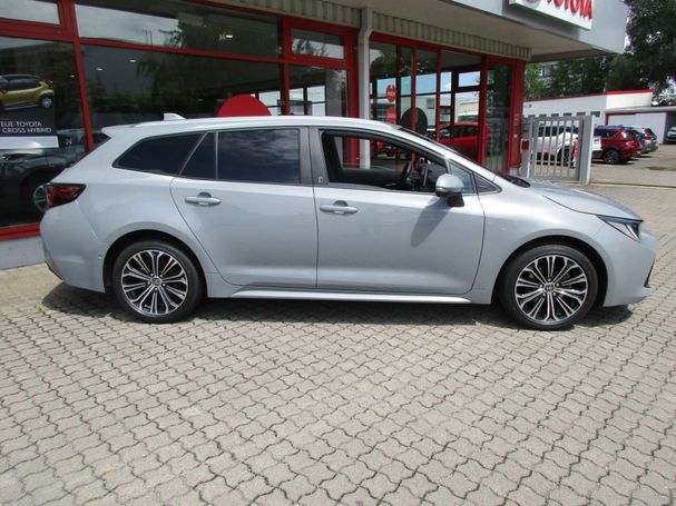 Toyota Corolla 1.8 Hybrid Touring Sports 103 kW image number 4