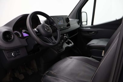 Car image 41