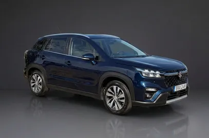 Car image 3
