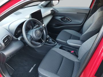 Car image 11