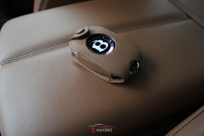Car image 37