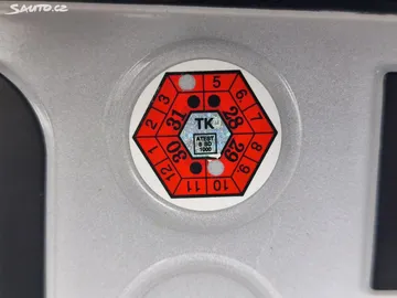 Car image 34