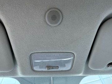 Car image 33