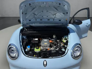 Car image 35