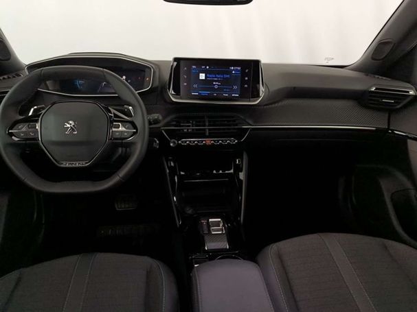 Peugeot 2008 PureTech 130 Allure 96 kW image number 18