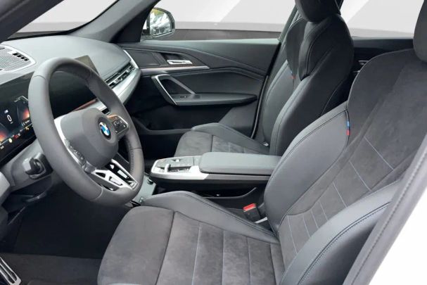 BMW X1 sDrive18i 100 kW image number 12