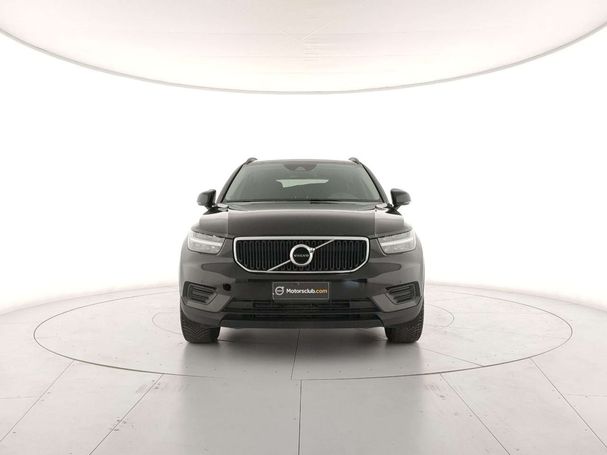 Volvo XC40 T2 Core Geartronic Momentum 95 kW image number 7