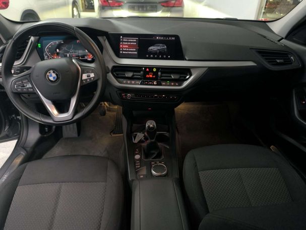 BMW 118i 100 kW image number 7