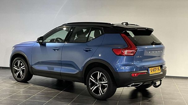 Volvo XC40 T4 140 kW image number 7