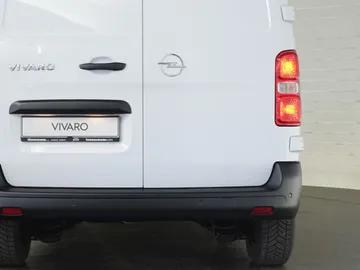 Car image 32