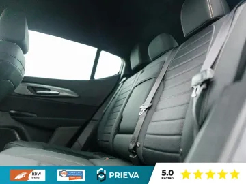 Car image 39