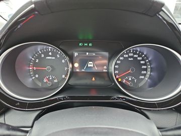 Car image 24