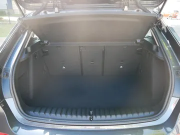 Car image 41