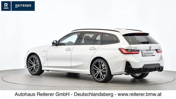 BMW 330e Touring M Sportpaket xDrive 215 kW image number 4