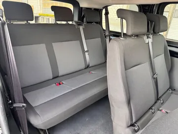 Car image 35