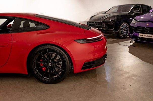 Porsche 992 Carrera 4S 331 kW image number 9