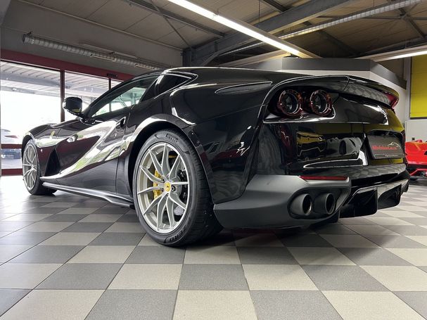 Ferrari 812 Superfast 585 kW image number 3