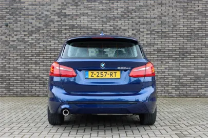 Car image 46