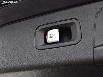 Car image 41