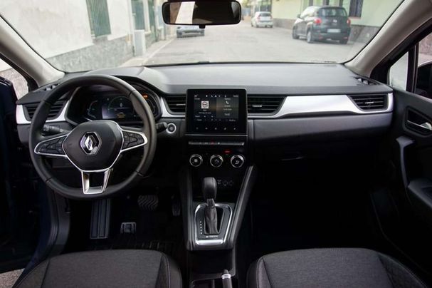 Renault Captur E-Tech Hybrid 145 105 kW image number 8