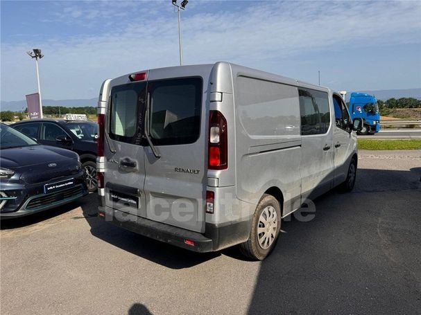 Renault Trafic dCi 120 88 kW image number 2