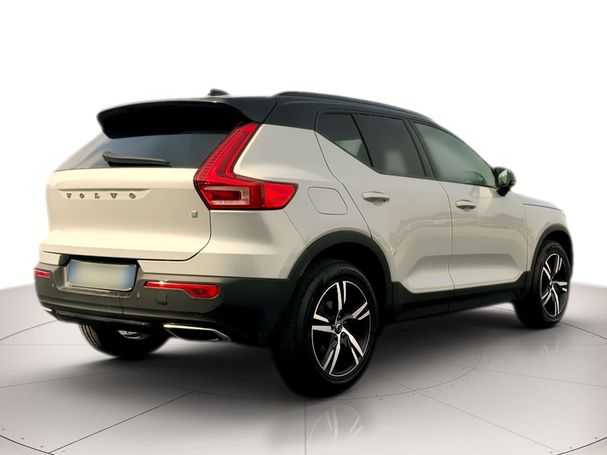 Volvo XC40 T3 120 kW image number 29