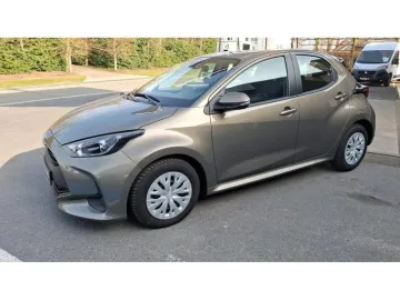 Car image 10