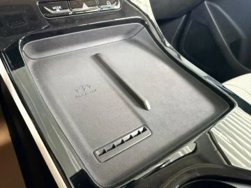 Car image 31