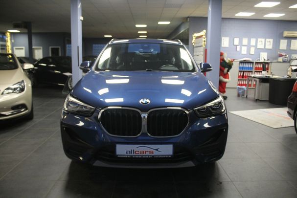 BMW X1 xDrive20d Advantage 140 kW image number 2