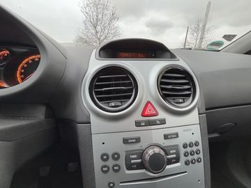 Car image 23