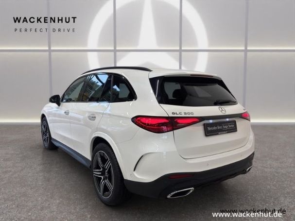 Mercedes-Benz GLC 300 190 kW image number 4