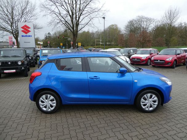 Suzuki Swift 1.2 Dualjet Hybrid Club 61 kW image number 4