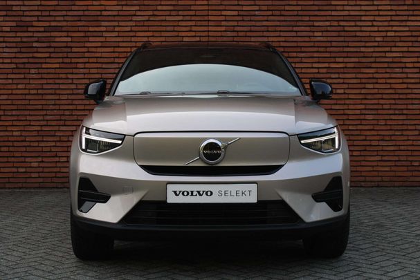 Volvo XC40 Single Motor Extended Range Plus 185 kW image number 9