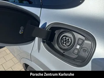 Car image 32