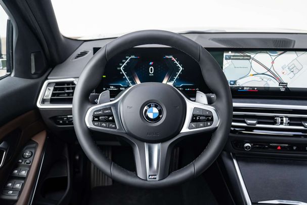 BMW 320i 135 kW image number 7