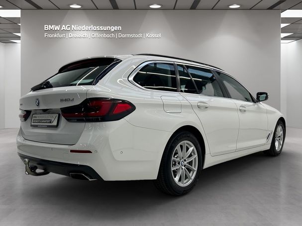 BMW 540d Touring xDrive 250 kW image number 3