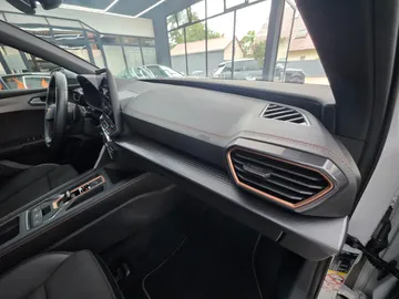 Car image 33