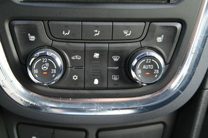 Car image 31