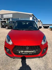 Car image 4