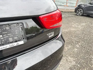 Car image 33