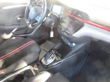Car image 24