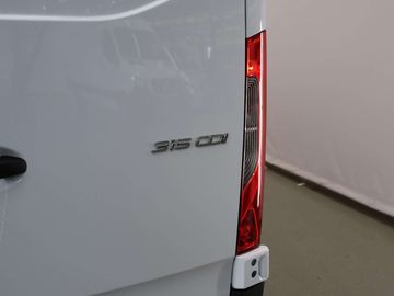 Car image 37