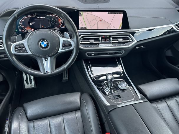 BMW X5 M50i xDrive 390 kW image number 15