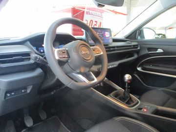 Car image 12