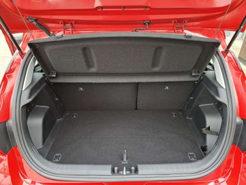 Car image 33