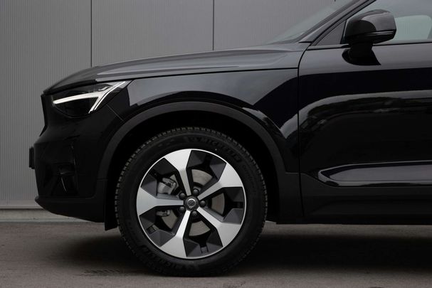 Volvo XC40 B3 Plus Dark 120 kW image number 16