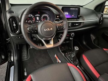 Car image 26